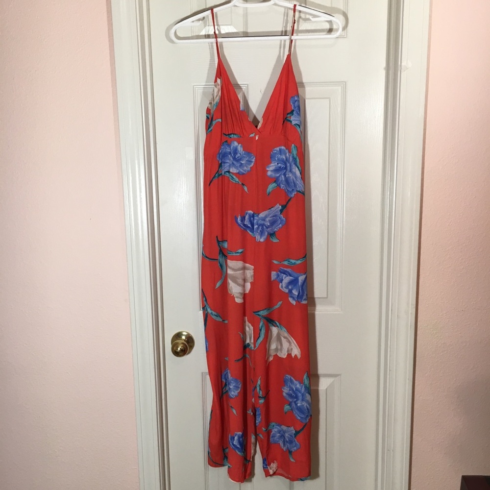 Forever 21 Floral Red Jumpsuit Romper Small Sleeve